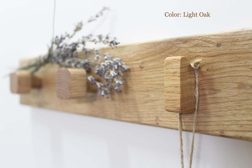 Coat rack with color ""light oak' and hang dry flowers